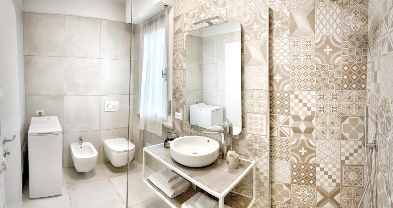 Appartamento Casa Emilia Sirmione Buitenkant foto