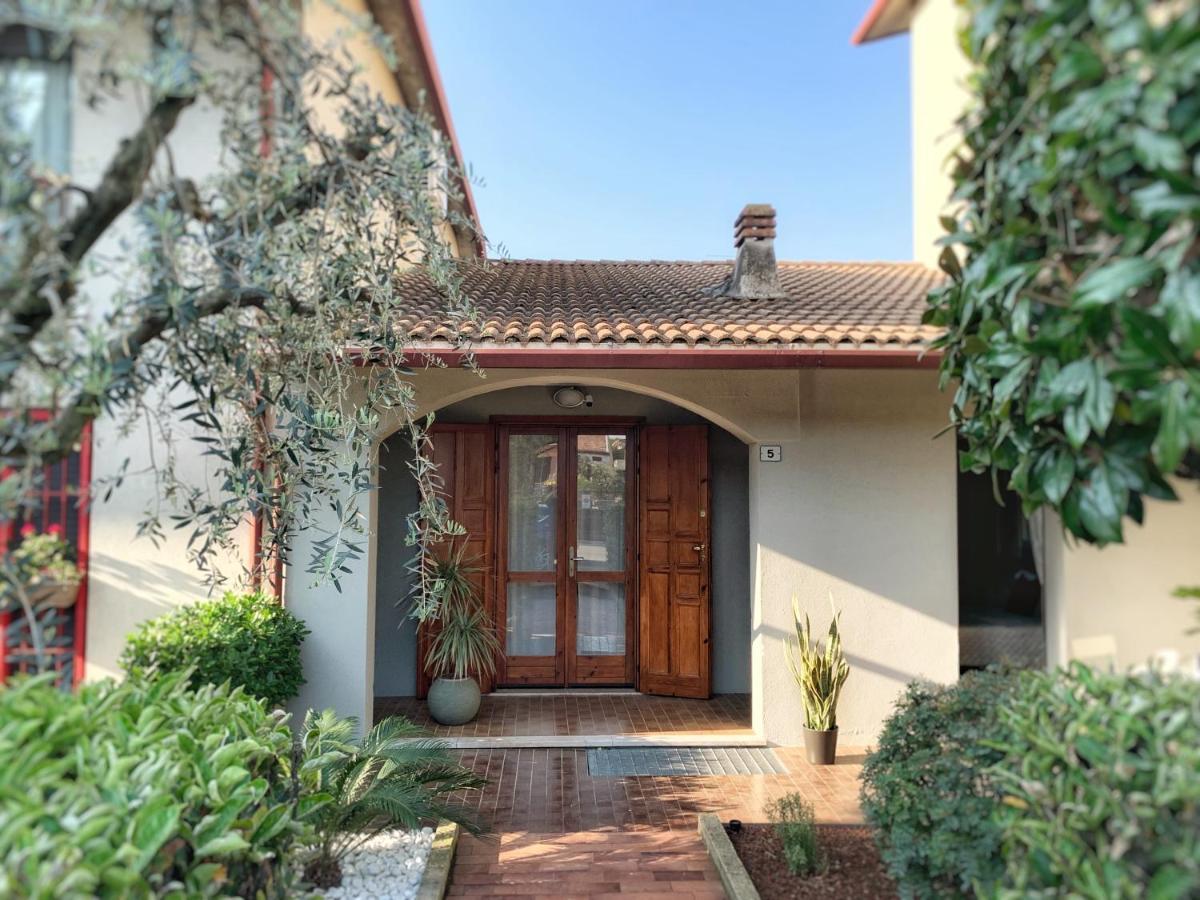Appartamento Casa Emilia Sirmione Buitenkant foto